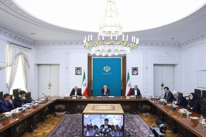 افتتاح ۲ طرح راهبردی نفتی و ۷۲۲ طرح وزارت صمت با دستور پزشکیان