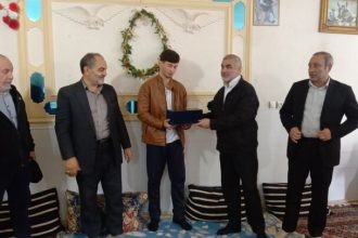 نائب رئیس مجلس از جوان ورزشکار اردبیلی قدردانی کرد
